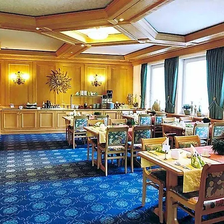 酒店 库勒尔格朗德酒店 3*