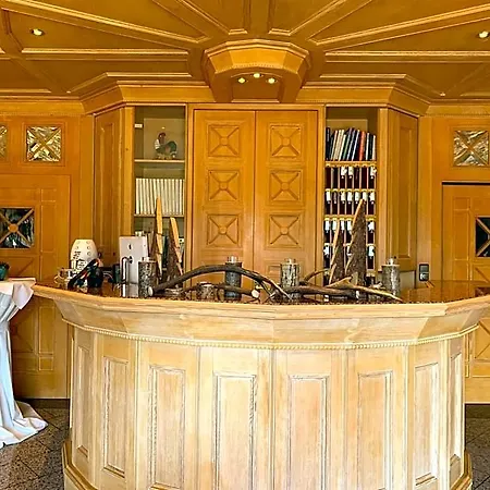 库勒尔格朗德酒店 酒店 Grasellenbach