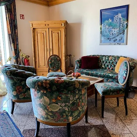 Kühler Grund Hotel 3*